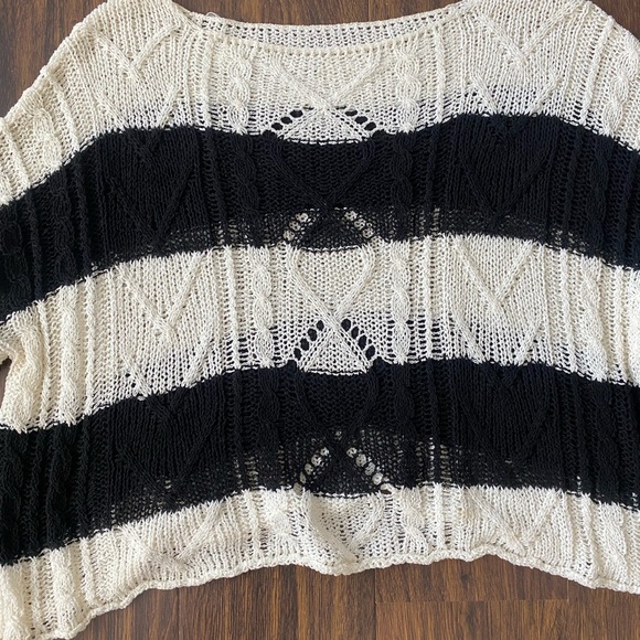 Relaxed Slouchy Striped Long Sleeve Sweater - Picture 3 of 4